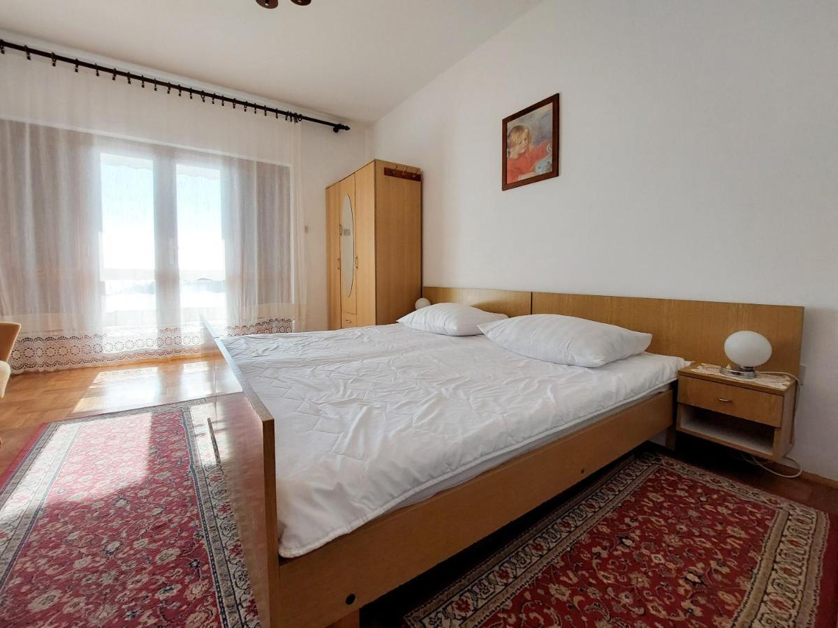 Apartments Vukovic Dramalj Esterno foto