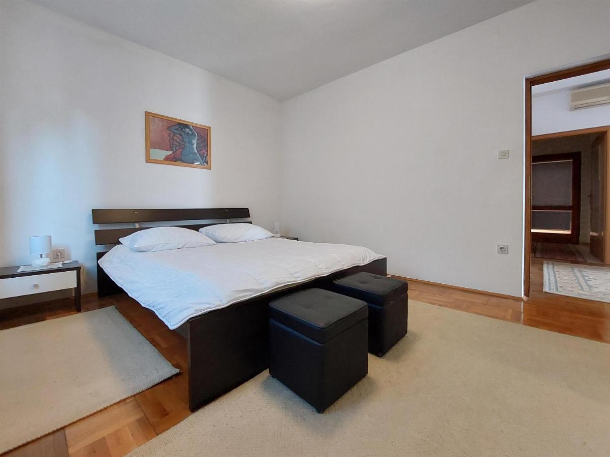 Apartments Vukovic Dramalj Esterno foto